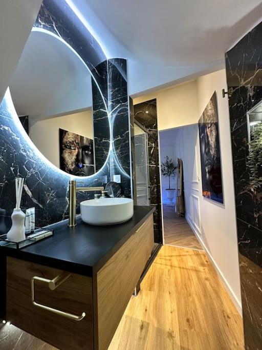 Les Chambres D Excellence Spa Sète Esterno foto